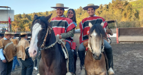 Araneda y Troncoso se llenaron de ilusión con victoria en rodeo de Carabineros de Chile