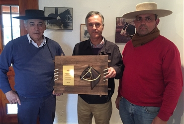 Confederación de Rodeo Campesino entregó reconocimiento a la Federación de Criadores