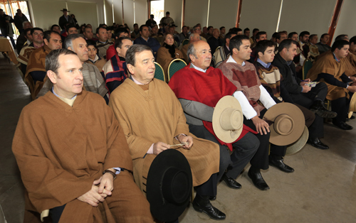 Gran convocatoria alcanzó jornada de taller de Asociaciones Melipilla y Casablanca