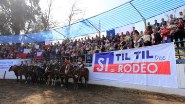 Alcaldes de la Región Metropolitana expresaron sus argumentos para defender al rodeo