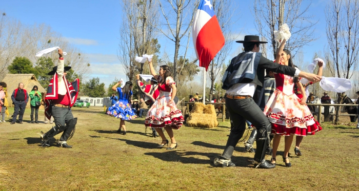 Fundación Jazmín y Clavel busca estudiar y difundir aún más la Cueca