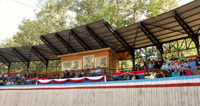 Presidente de la Asociación Aysén celebró inauguración de la Medialuna del Club Cochrane