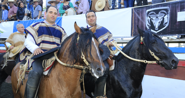 Peleco ganó con contundencia en Romario y Caballero una espectacular Serie Potros