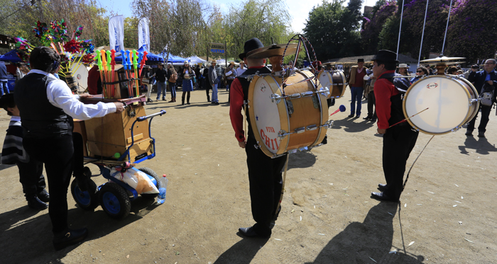 Una familia chinchinera amenizó las jornadas en la Monumental