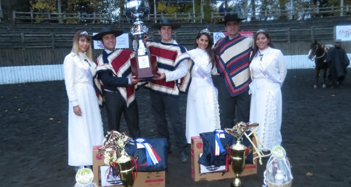 San Clemente recibe la fiesta corralera de la educación superior