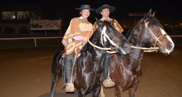 Marcela Romagnoli y Constanza Meza y un título que