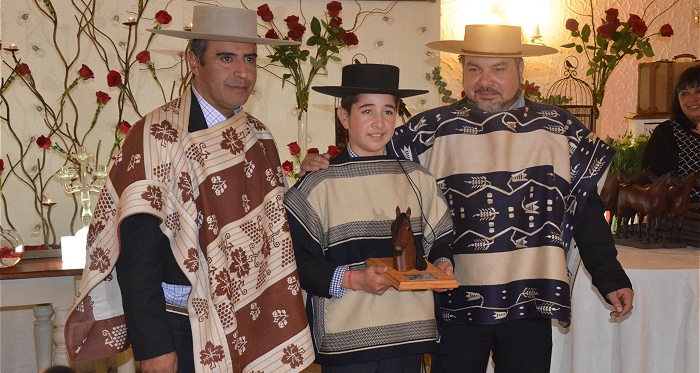 Jorge Letelier, mejor jinete joven de Fenaro: Admiro a Juan Carlos Loaiza y Eduardo Tamayo