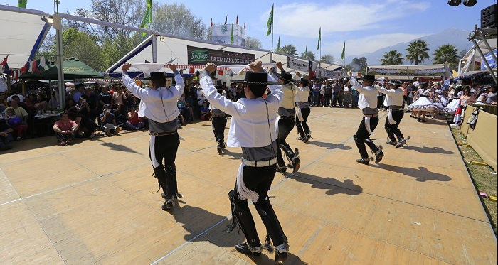 Cueca, música y comida típica, la mezcla ideal para disfrutar la XXIII Semana de la Chilenidad