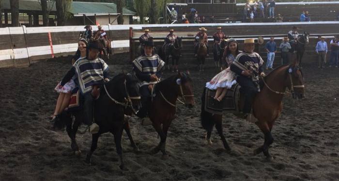 Santa Toñita y Doña Josefa sumó alegrías en Interasociaciones de Ñielol
