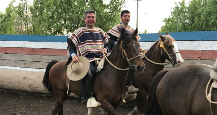 Claudio Solís y Marco Flores hicieron un doblete en Comalle para completar las dos colleras