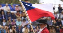 La Escuadra Ecuestre Femenina de Marchigüe tuvo gran debut en la Final de Criadores La Escuadra Ecuestre Femenina de Marchigüe tuvo gran debut en la Final de Criadores