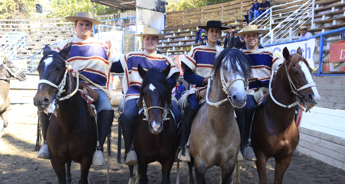 Universidad Mayor fue la más premiada en el Nacional de Santa Cruz