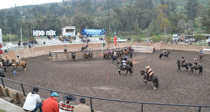 Medialuna de Las Condes alberga el último rodeo de Santiago Oriente en la Temporada Chica