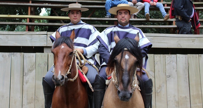 Los hermanos Víctor y Andrés Salas remontaron para festejar en la Primera Libre del Zonal Centro