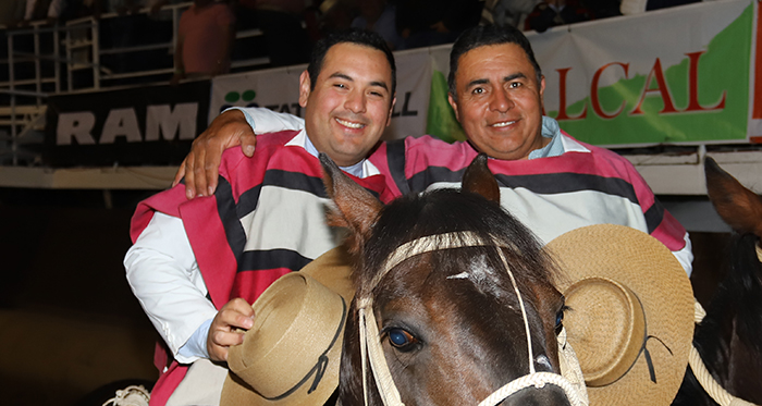 Los Gamboa recibieron el premio a su enorme sacrificio