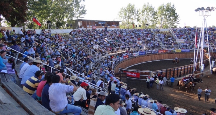 La fiesta del Nacional Universitario se inicia con rodeo y variadas actividades