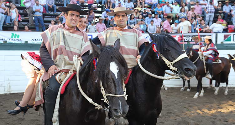 Los hermanos Medina felices en San Clemente: La idea ahora es correr la Final en Rancagua