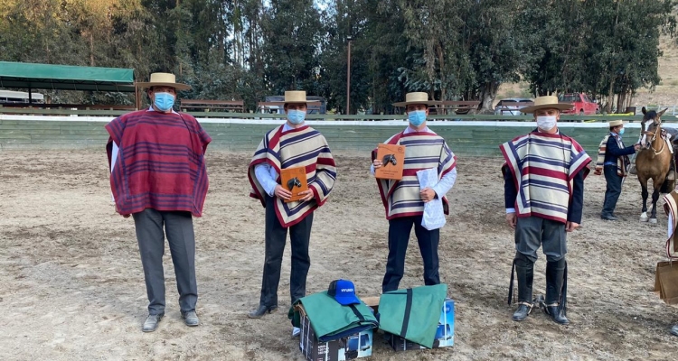 Juan Pablo y Francisco Allendes celebraron histórico triunfo en Provincial del Club Lonquén