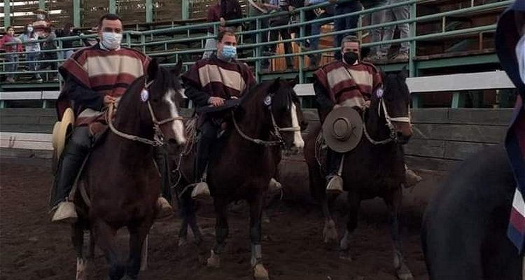 Mauricio Villarroel debutó junto a Arturo Manzur arrasando en el Provincial del Club Catemu