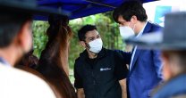 Los diputados Javier Macaya y Diego Schalper visitaron la Medialuna Monumental