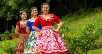 Candidatas a reinas fueron retratadas en una sesión de fotos en Rancagua