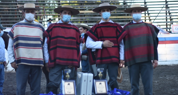 La familia Concha y el Criadero Los Laureles del Bosque vivieron una jornada inolvidable en Longaví