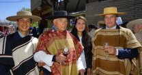 Club Curicó realizó homenajes para festejar sus 87 años de existencia