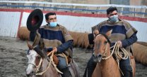 La familia Cárdenas vivió un especial triunfo en rodeo del Club Torres del Paine La familia Cárdenas vivió un especial triunfo en rodeo del Club Torres del Paine