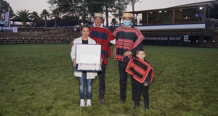 Asociación Los Ríos y premio al Mejor Rodeo Para Criadores: