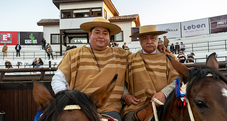 Pedro Espinoza y Arturo Ríos: 