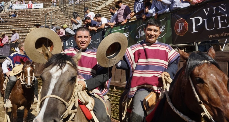 Lemus y Aguilera mostraron su inspiración en la Serie Yeguas y cumplirán el sueño de correr la Final