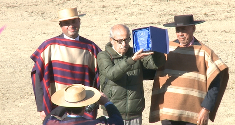 Enrique Gutiérrez recibió un emotivo homenaje del Club Yerbas Buenas