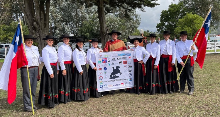 Amazonas de la Tradición Chilena se preparan para el Congreso de la 