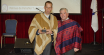 Alfredo Moreno Echeverría y premio Mejor Yegua a Palmas de Peñaflor Lunática: Es una tremenda alegría Alfredo Moreno Echeverría y premio Mejor Yegua a Palmas de Peñaflor Lunática: Es una tremenda alegría