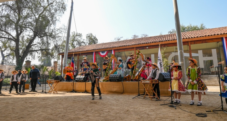 Los Grillitos de Graneros entregaron aplaudida presentación en Santa Rosa de Apoquindo