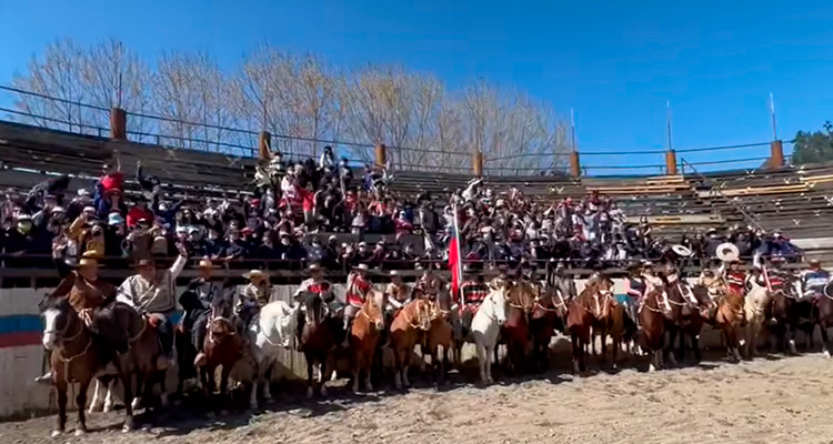 Club Coronel lanzó su Semana de la Chilenidad destinada a escolares