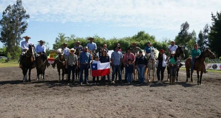 Copa Internacional Escuadra Americana de Barrilete deleitó al público y participantes en Teno