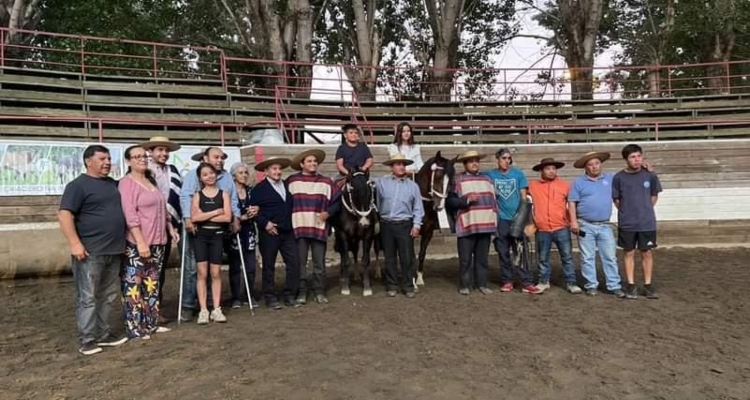 Los hermanos Guzmán lucieron su calidad y ganaron con holgura el Rodeo de Santa Bárbara