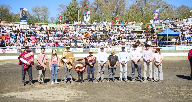 Asociación Cautín presentó a la savia nueva en Villarrica