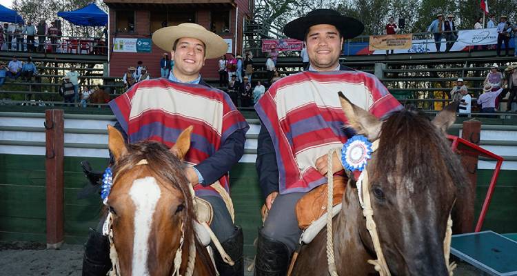 Los hermanos Barrientos nuevamente estuvieron en la pelea en el Clasificatorio Sur