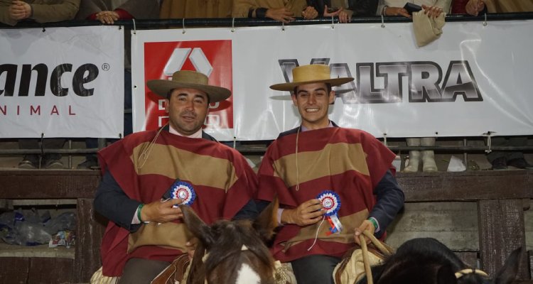 Leonardo Collao y Francisco Aguirre brindaron un bonito espectáculo en la Segunda Libre A