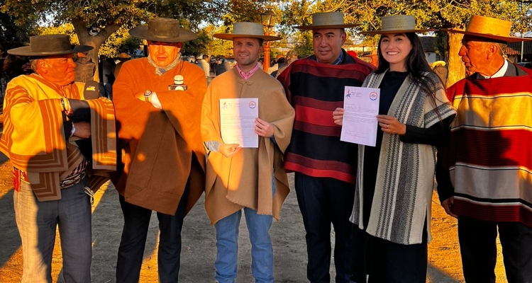 Candidatos a consejeros constituyentes se comprometieron con Ferocam a defender las tradiciones