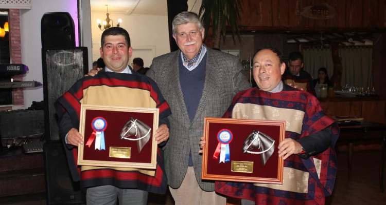 Asociación Cautín celebró su excelente temporada con una entretenida cena de premiación