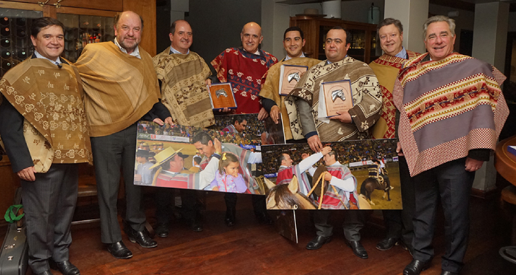 Asociación Santiago Sur festejó a sus campeones con almuerzo en torno a la familia