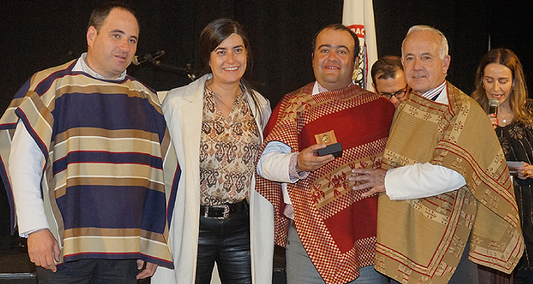 Federación del Rodeo premió al Cuadro de Honor de la Temporada 2022-2023 en concurrida cena de gala