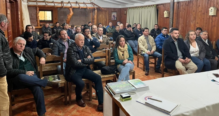 Criadores de Cautín tuvieron fructífera asamblea de socios