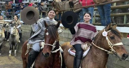 Valentina Mena y Valentina Durán conquistaron el Rodeo Femenino de Rabuco