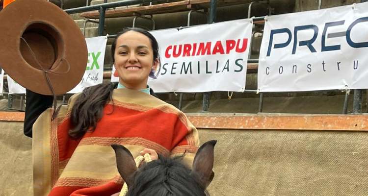 Krishna Bravo es la campeona del Movimiento a la Rienda del XXXV Nacional Universitario