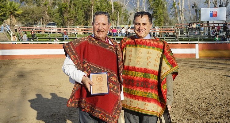 José Luis Pinochet recibió reconocimiento en el Parque Padre Hurtado