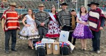 Mario Henseleit y Alexi Troncoso se lucieron en Puerto Varas y bailaron dos cuecas Mario Henseleit y Alexi Troncoso se lucieron en Puerto Varas y bailaron dos cuecas